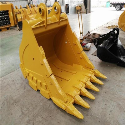 Seau de roche excavateur